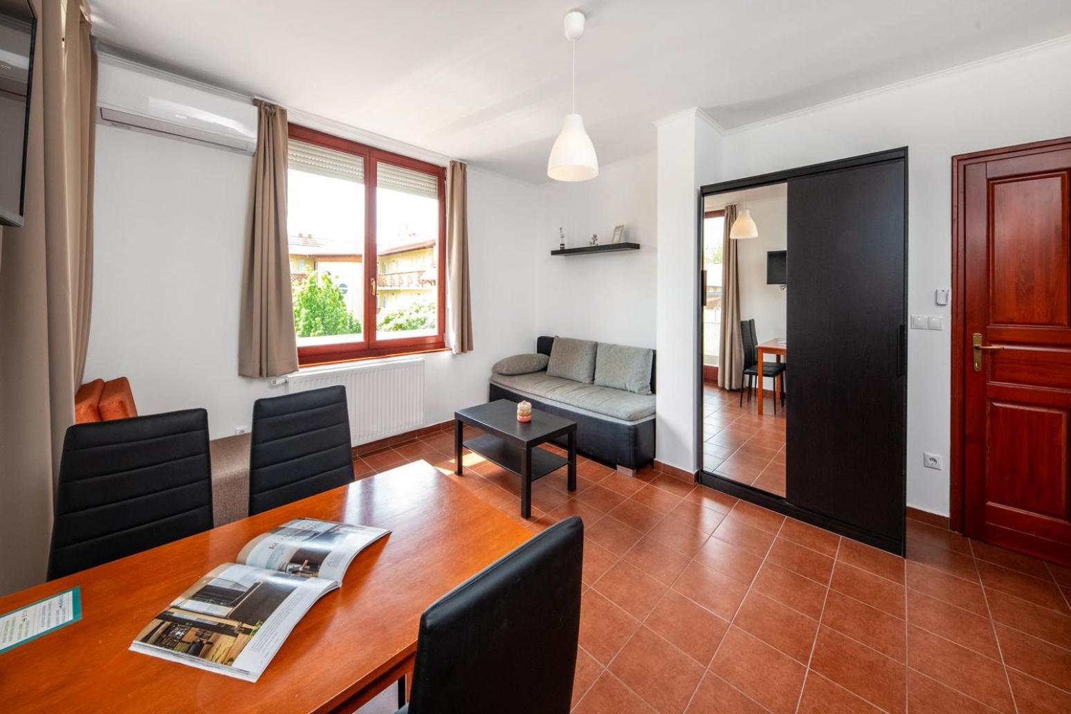 Sekli Apartman Балатонлеле Екстериор снимка